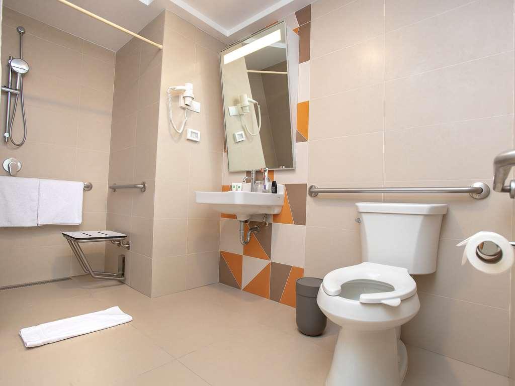 Ibis Styles Benavides Miraflores 3*